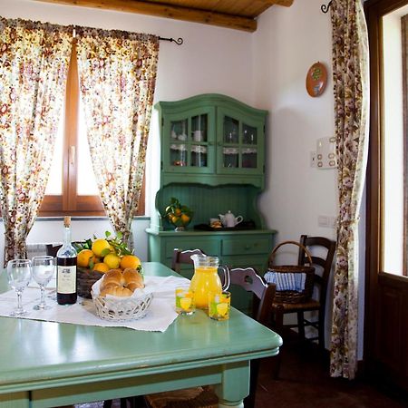 Agriturismo Le Case Di Civi Mascali Camera foto